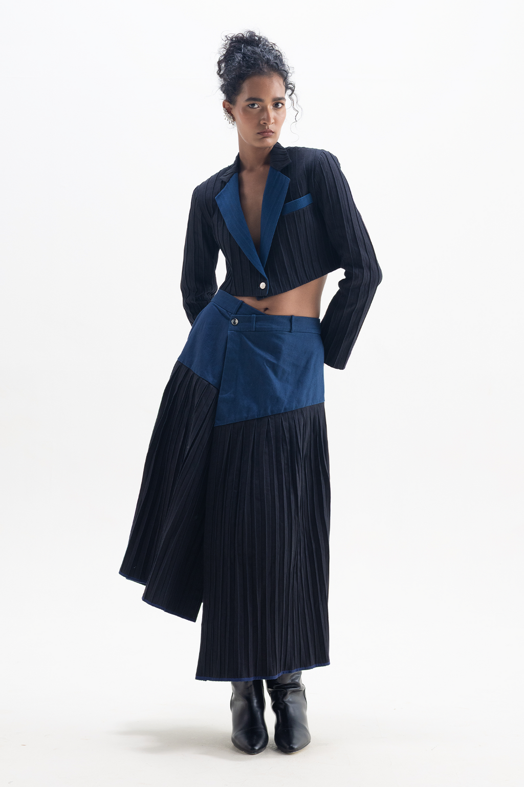 DUSK CROPPED JACKET