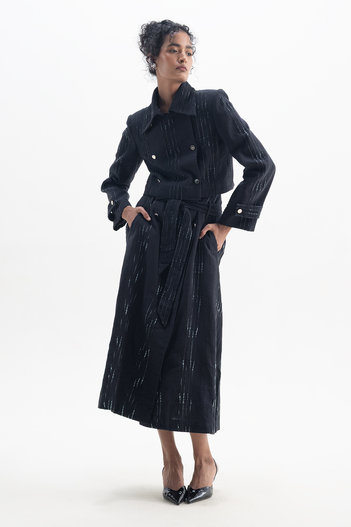 MIDNIGHT CROPPED JACKET